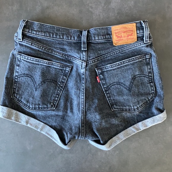 Jean Shorts - Levi’s - Picture 3 of 4
